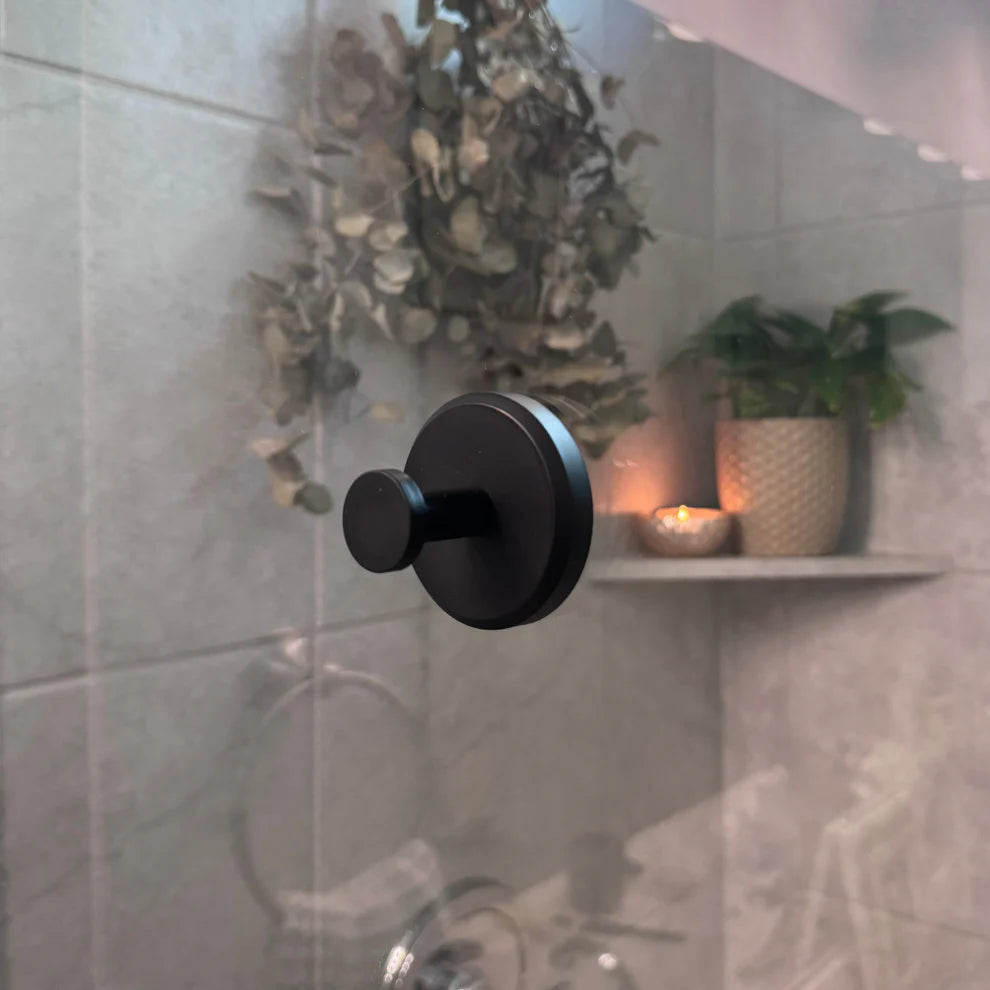 ModeVista GripLock™ Drill-Free Suction Hooks